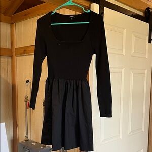 Express Black Long-Sleeve Scoop-Neck A-Line Dress